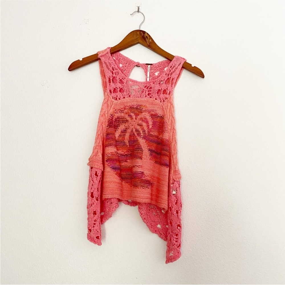 Free People Coral Crochet Muscle Tank Size L NWT